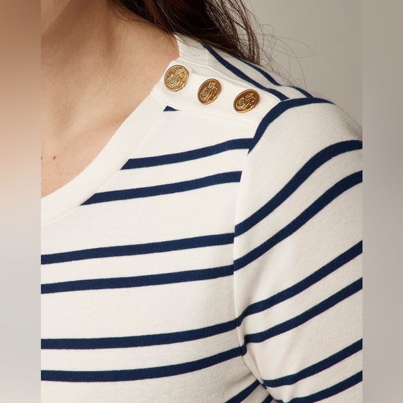 NWT J.Crew Perfect-fit Long Sleeve Crewneck With Lion Buttons - Picture 2 of 5